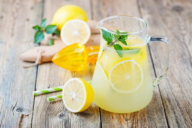 レモン水の作り方